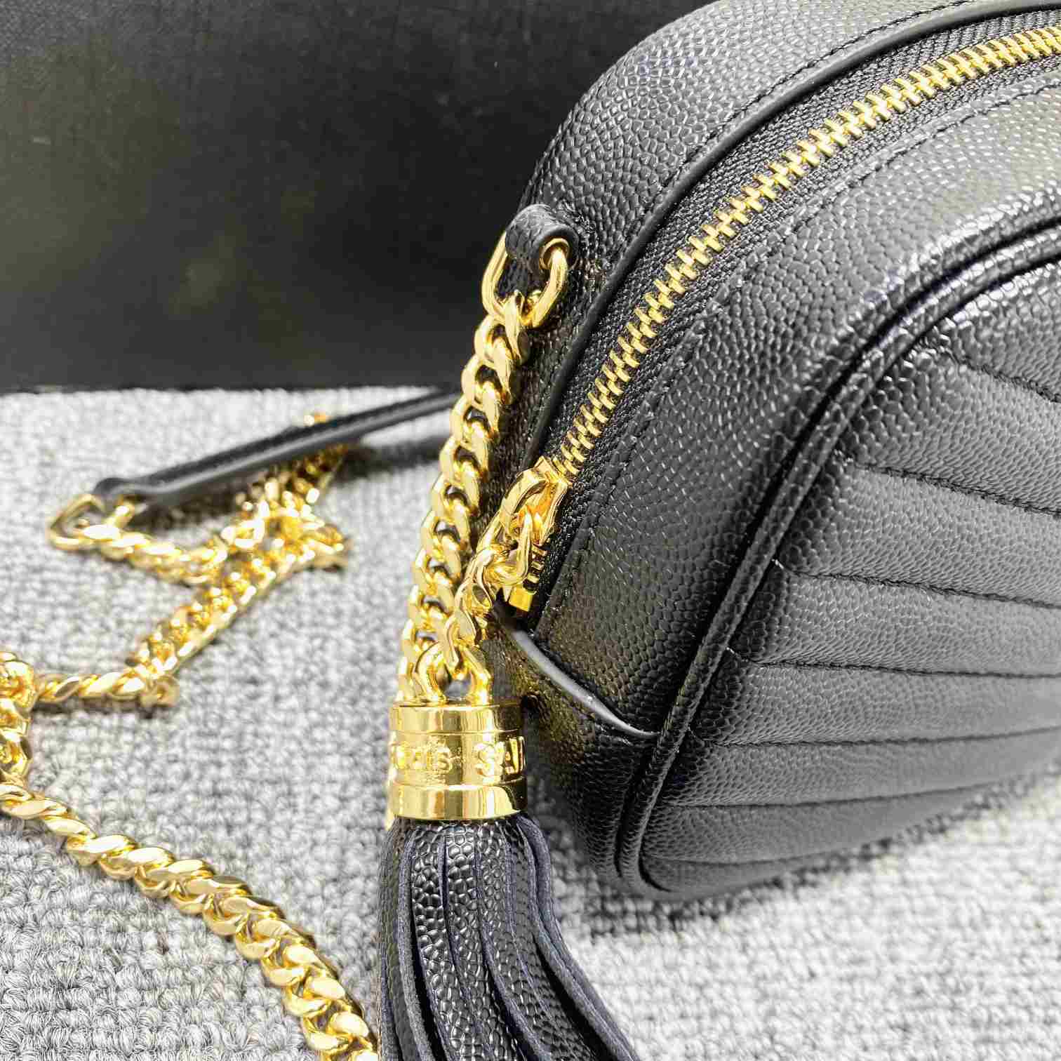 Saint Laurent Lou Camera Bag In Quilted Leather(18-11x5cm) - FashionPlug
