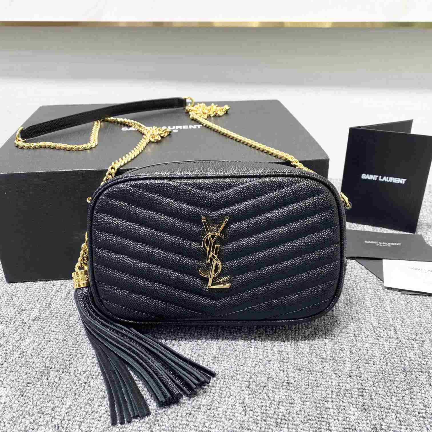 Saint Laurent Lou Camera Bag In Quilted Leather(18-11x5cm) - FashionPlug