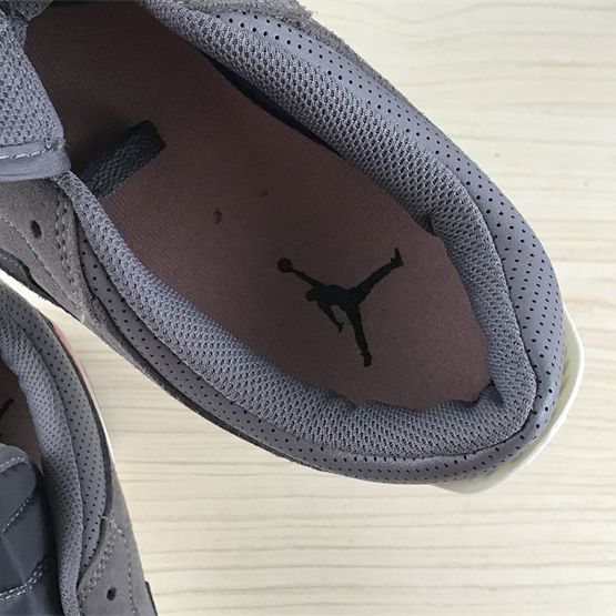 Air Jordan AJ312 Low Sneaker      CD7069-002 - FashionPlug