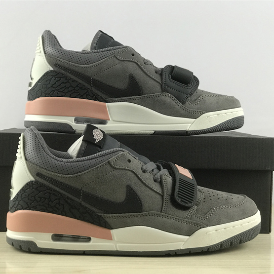 Air Jordan AJ312 Low Sneaker      CD7069-002 - FashionPlug