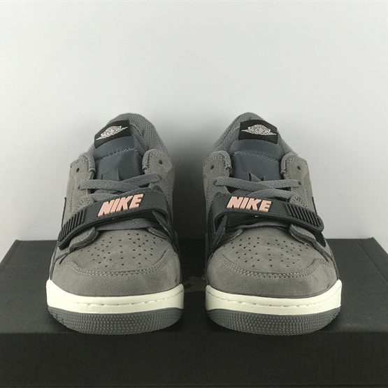 Air Jordan AJ312 Low Sneaker      CD7069-002 - FashionPlug