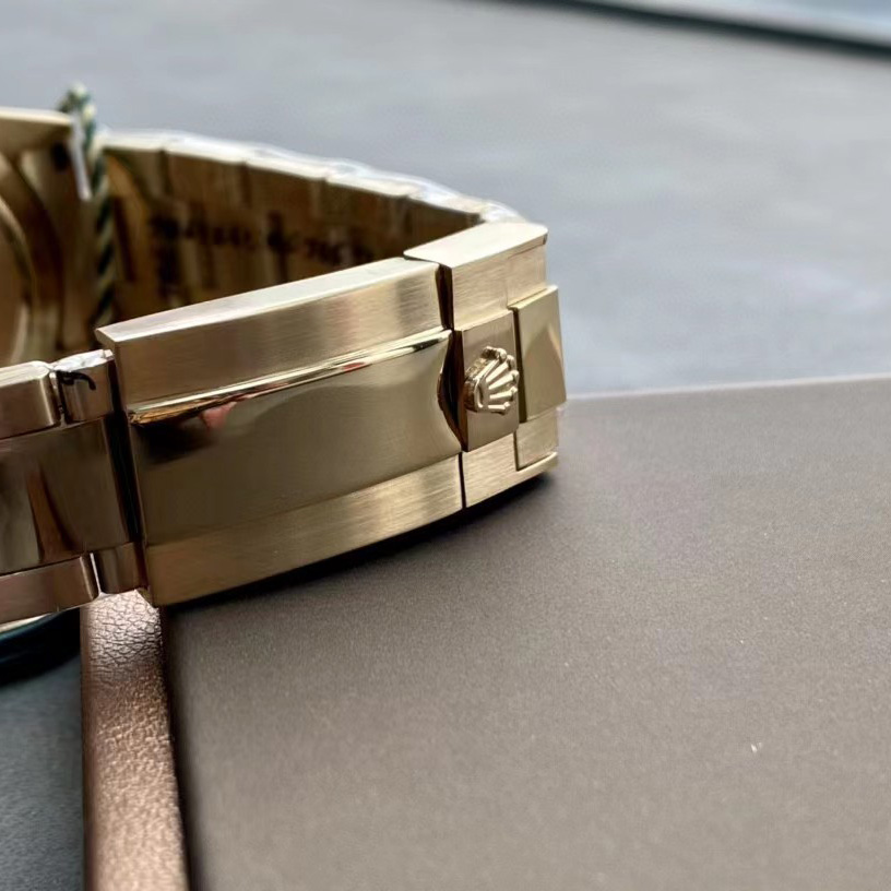 Rolex Watch  - FashionPlug
