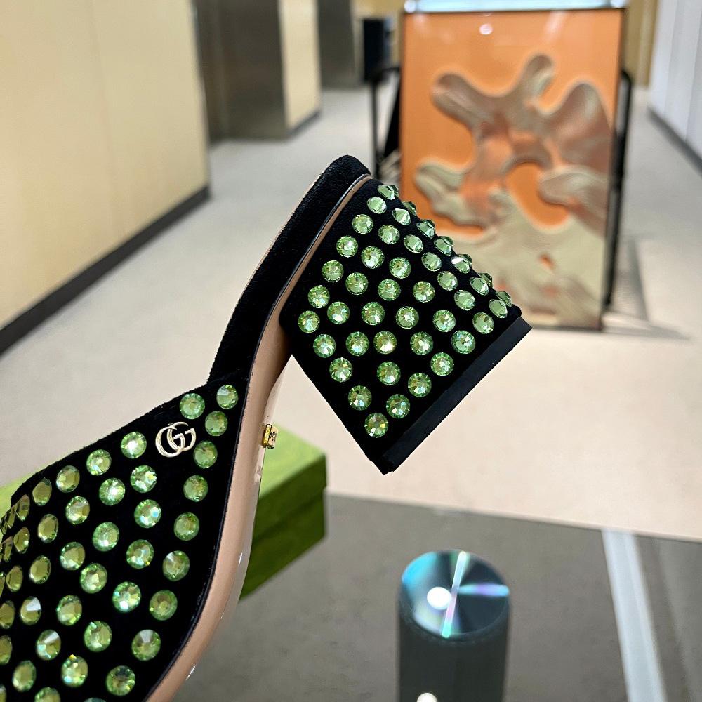 Gucci Women's Slide Sandal With Crystals - FashionPlug