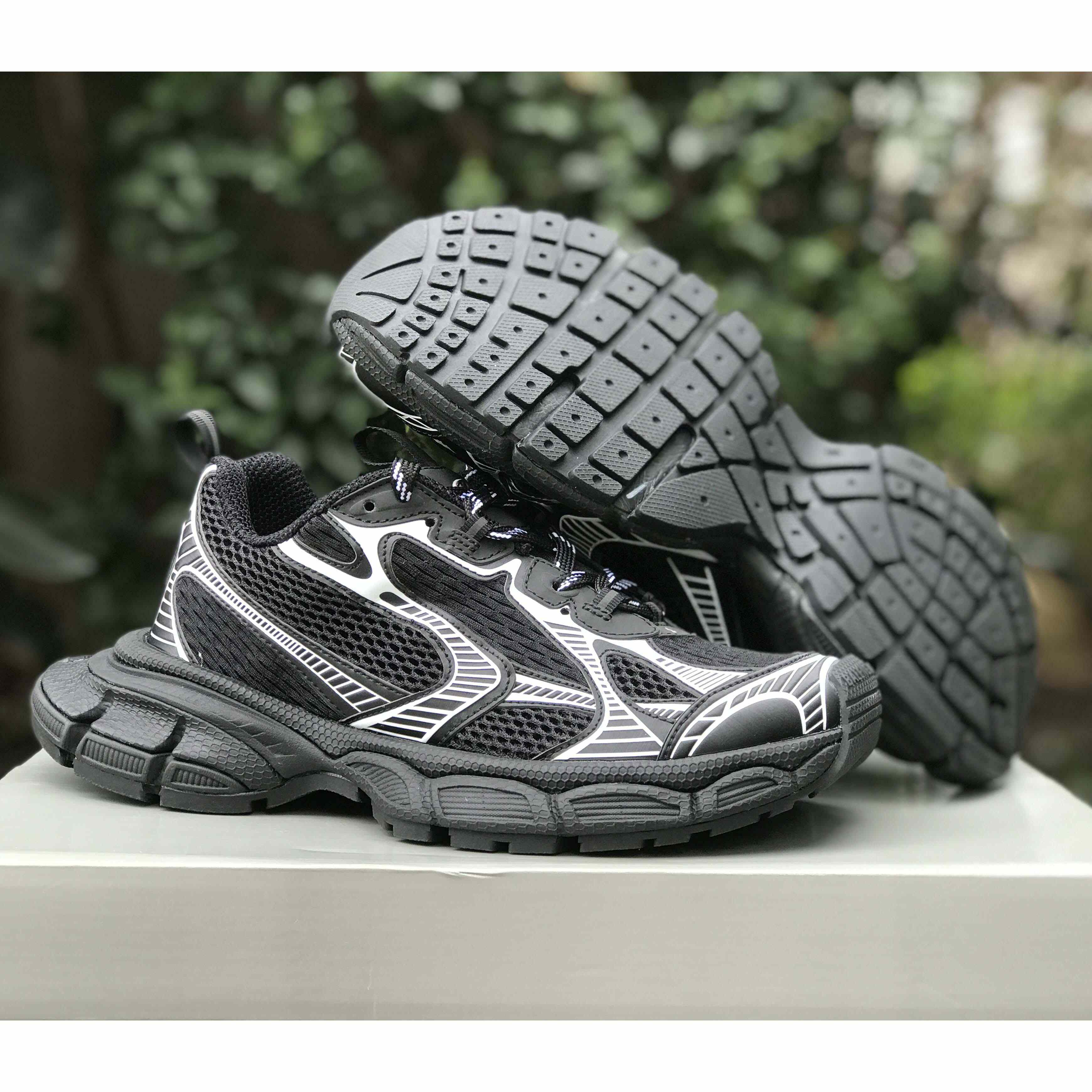 Balenciaga 3XL Trainers In Black - FashionPlug