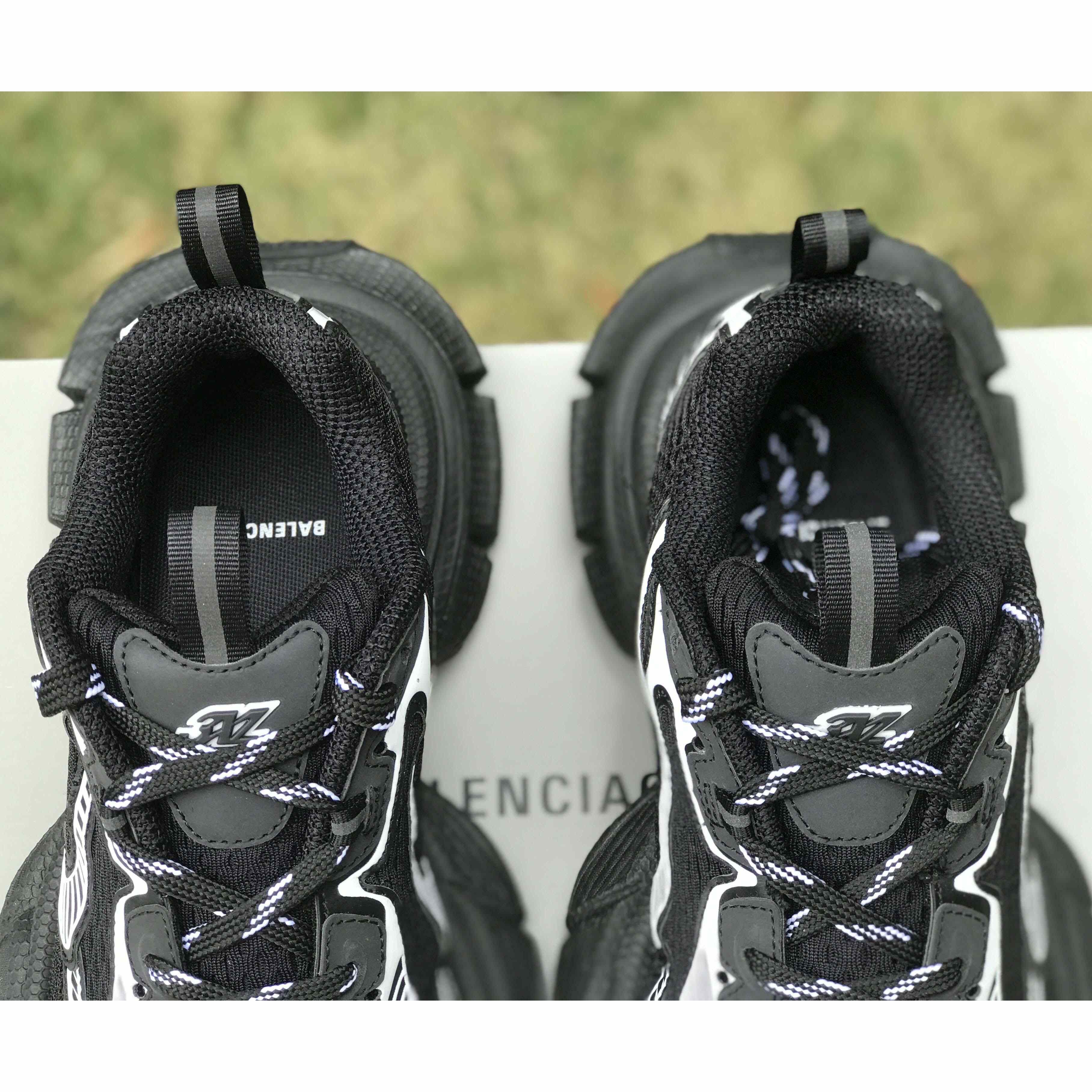 Balenciaga 3XL Trainers In Black - FashionPlug