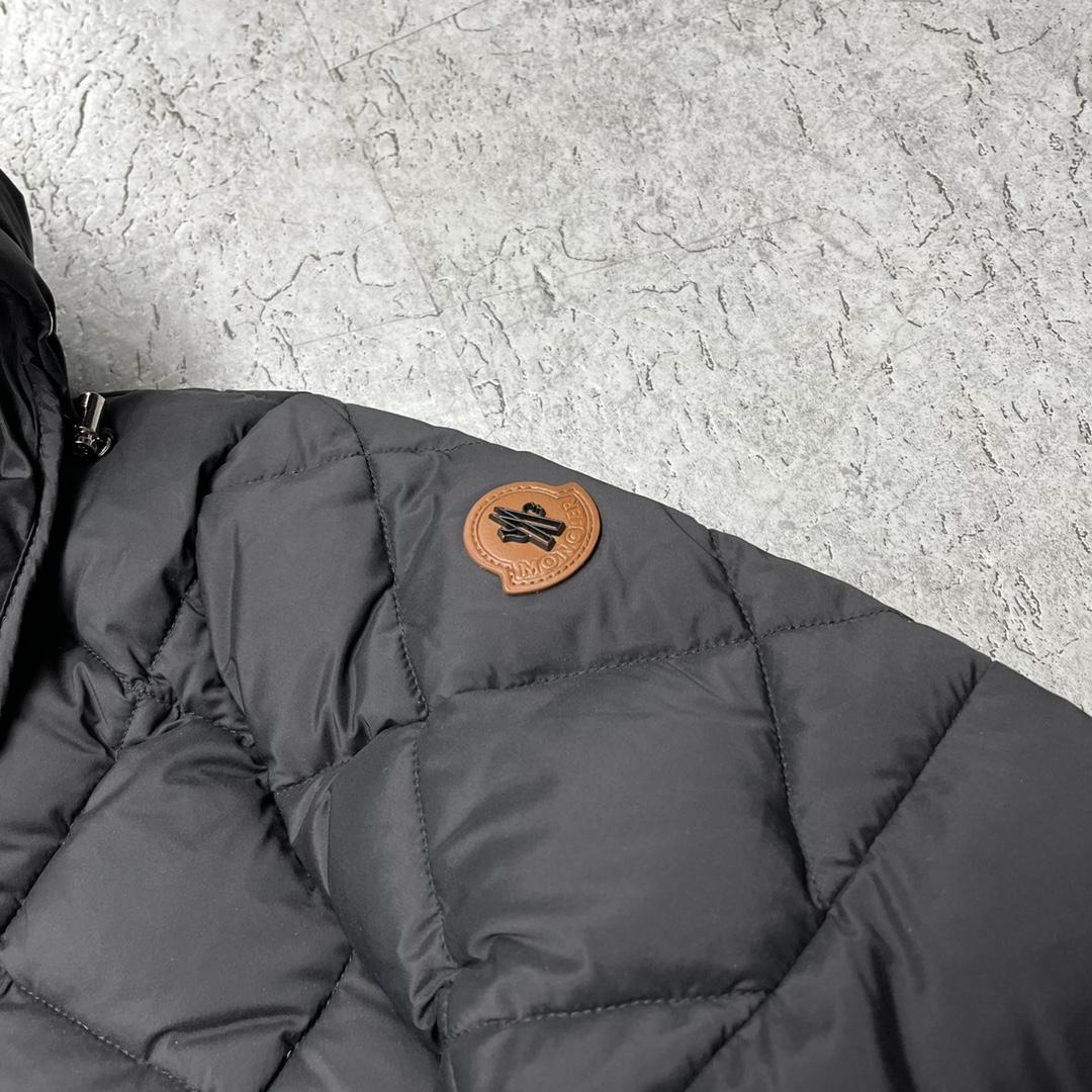 Moncler Hooded Padded Jacket - FashionPlug