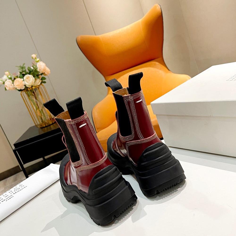 Maison Margiela Leather Chelsea Boots - FashionPlug