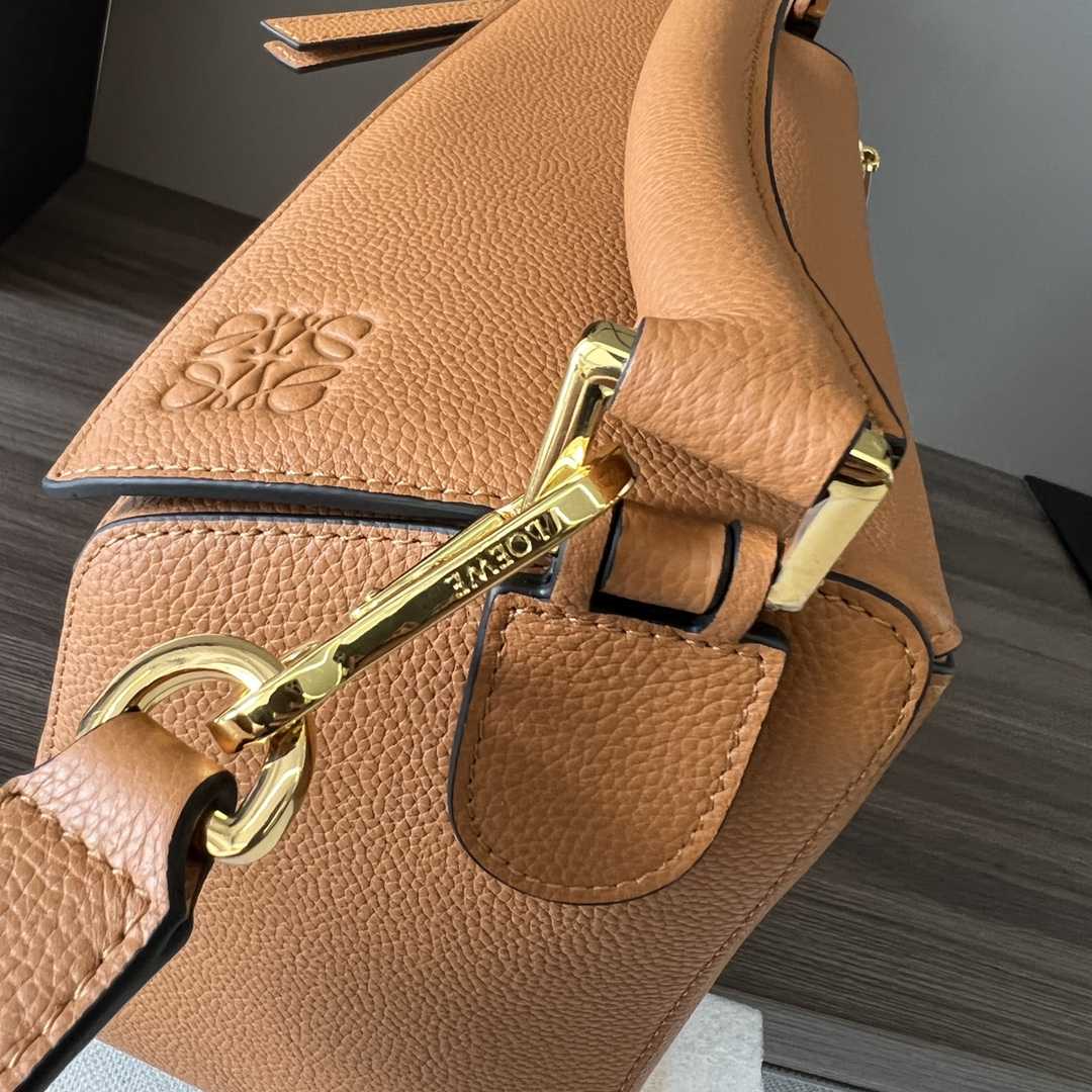 Loewe Puzzle Bag In Classic Calfskin(29-19.5-14cm) - FashionPlug