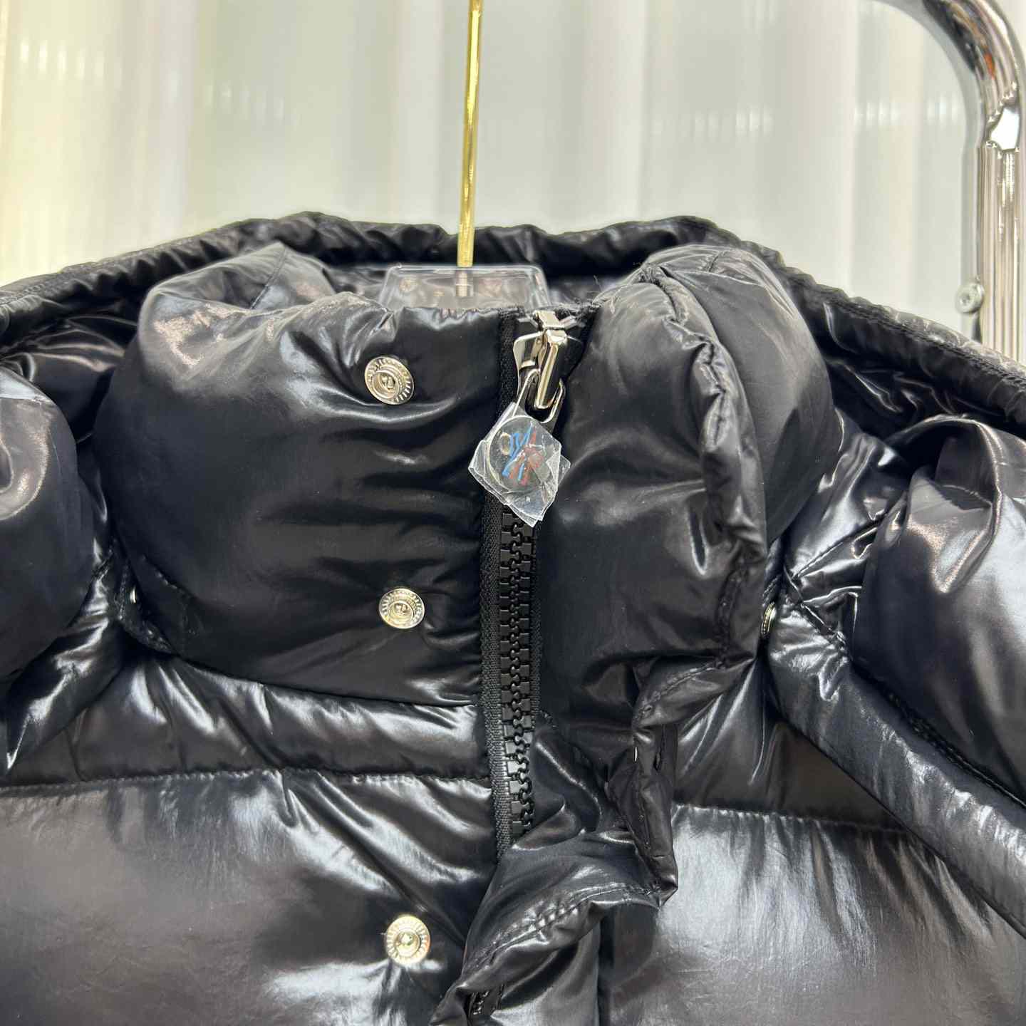 Moncler Maya 70 Short Down Jacket - FashionPlug
