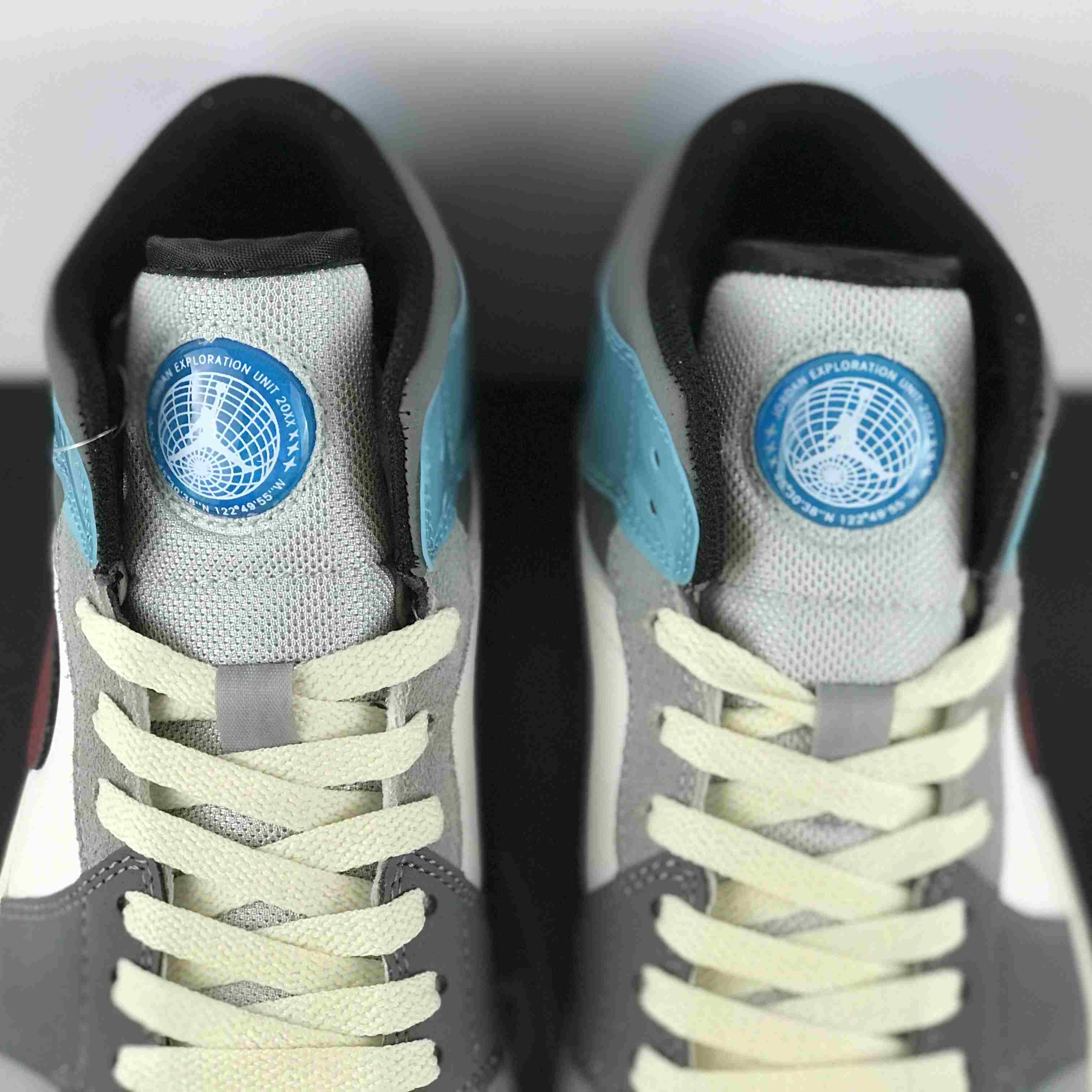 Air Jordan 1 Mid SE Sneaker     - FashionPlug