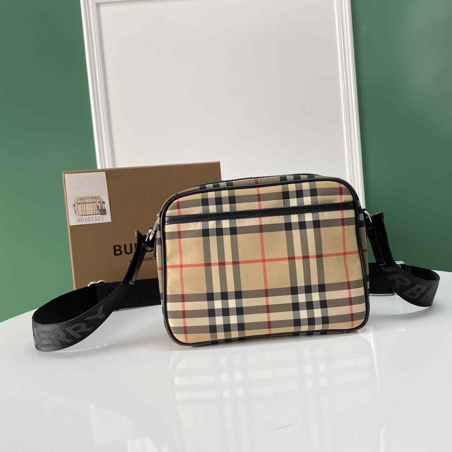 Burberry Vintage Check Shoulder Bag(22.5-8.2-14.5cm) - FashionPlug