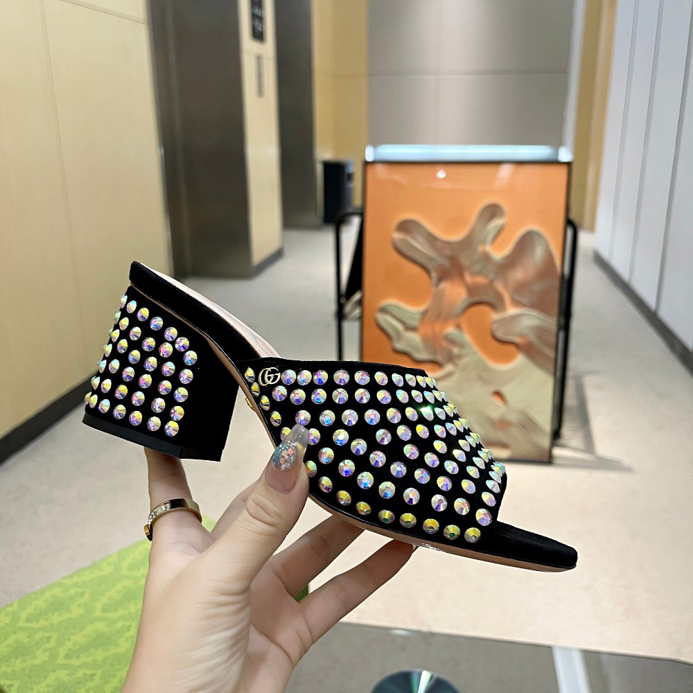 Gucci Women's Slide Sandal With Crystals - FashionPlug