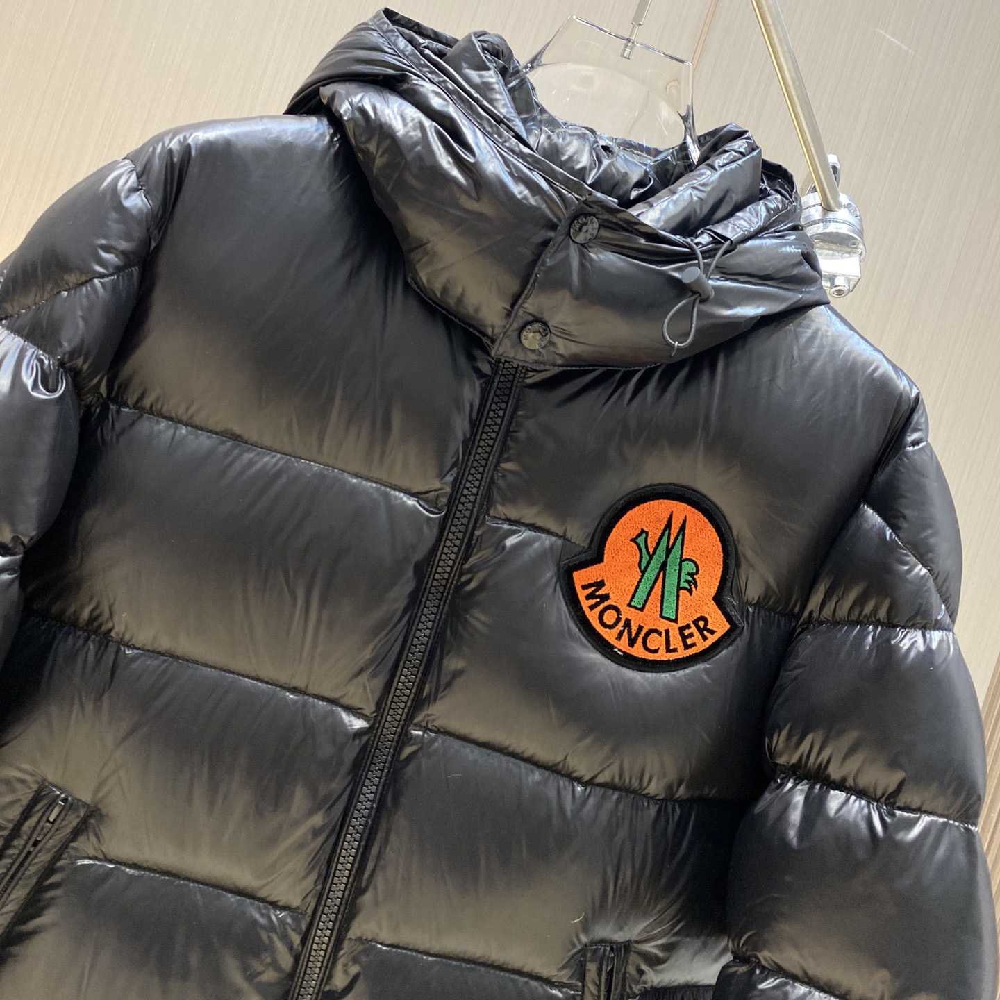 Moncler 2 Moncler 1952 Haggi Short Down Jacket - FashionPlug