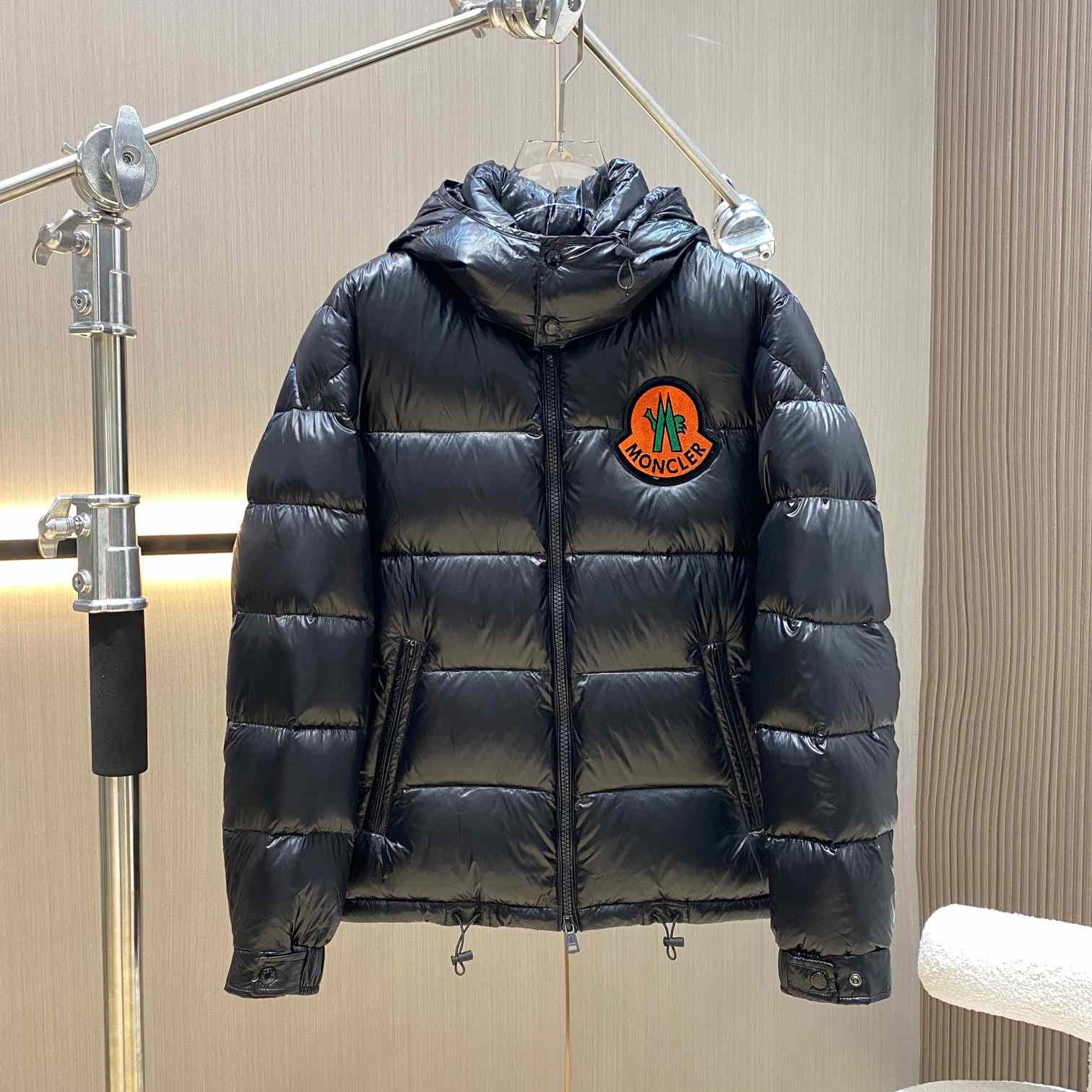 Moncler 2 Moncler 1952 Haggi Short Down Jacket - FashionPlug