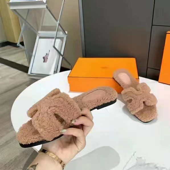Hermes Oran Sandal - FashionPlug