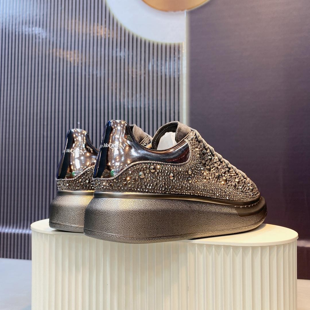Alexander Mqueen Oversized Sneaker  - FashionPlug