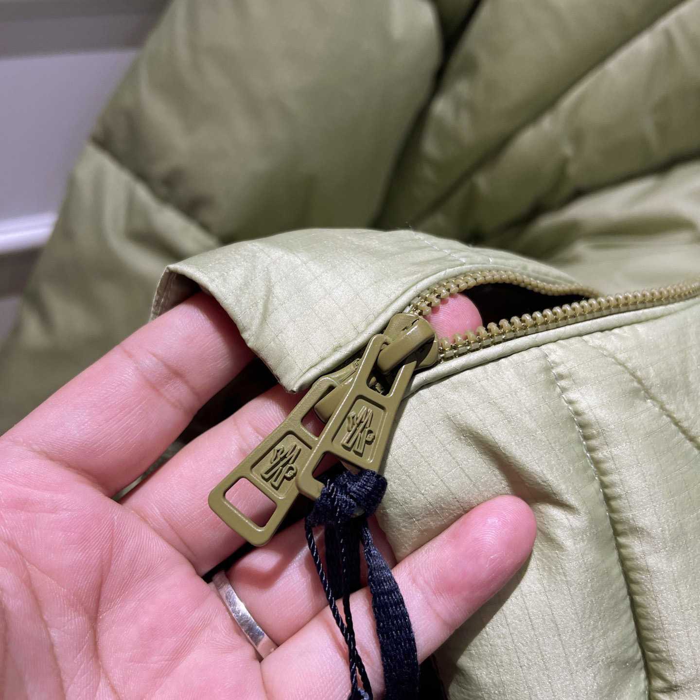 Moncler 2 Moncler 1952 Down Tama Jacket - FashionPlug