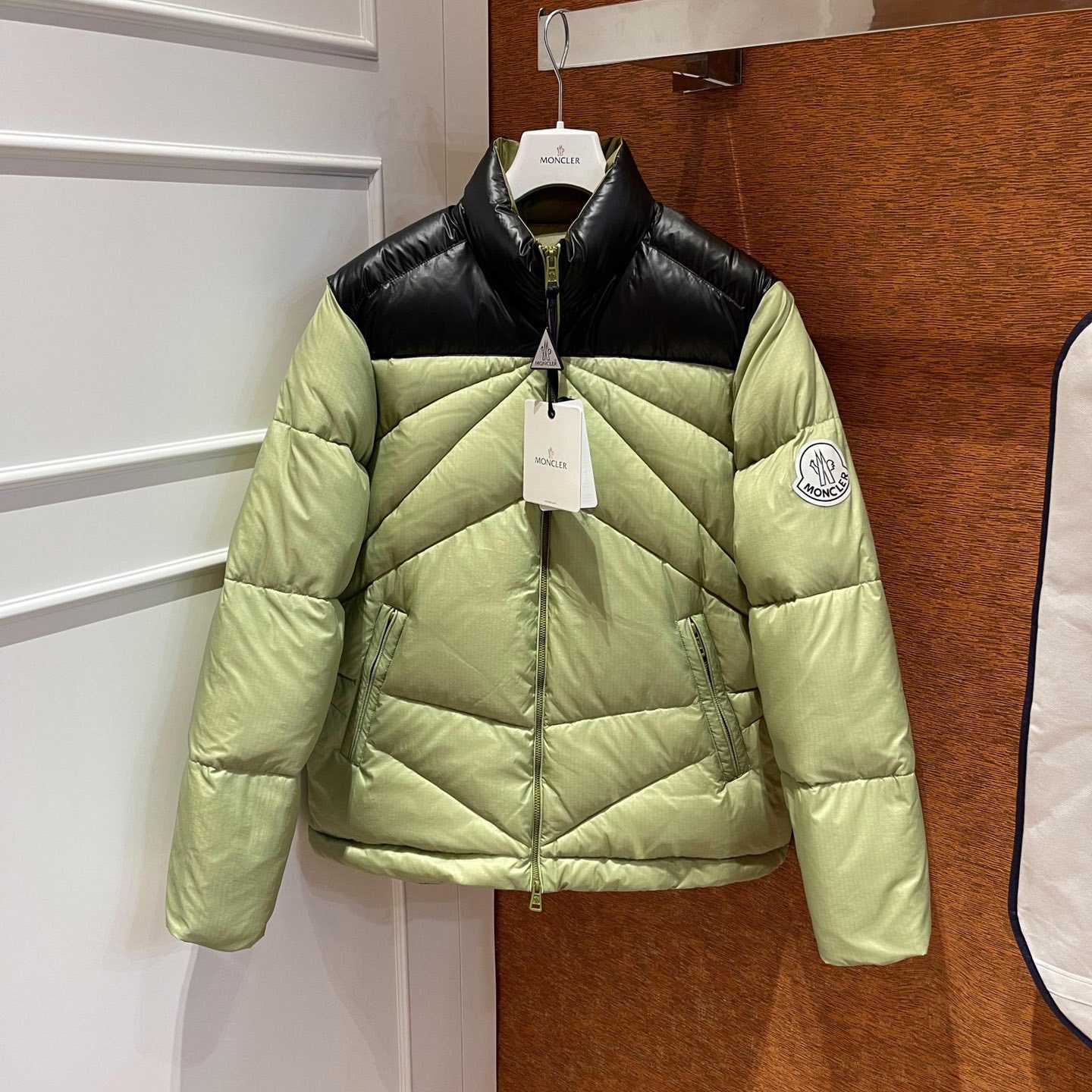 Moncler 2 Moncler 1952 Down Tama Jacket - FashionPlug