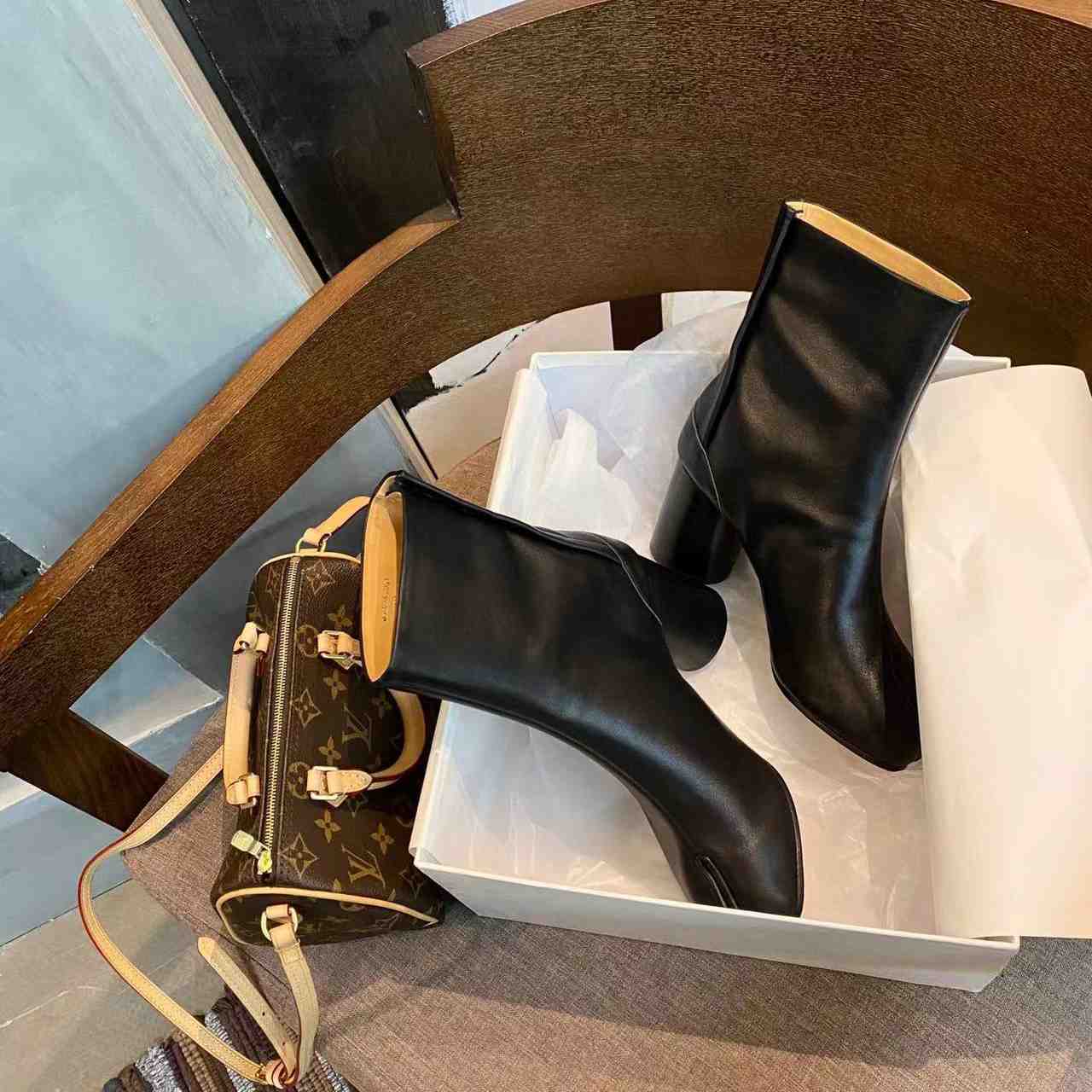 Maison Margiela Leather Boots - FashionPlug