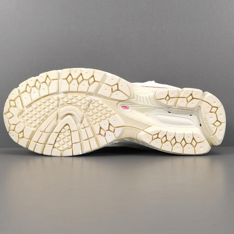 New Balance 2002R ＂Reflned Future＂ Sneakers        ML2002RDC - FashionPlug