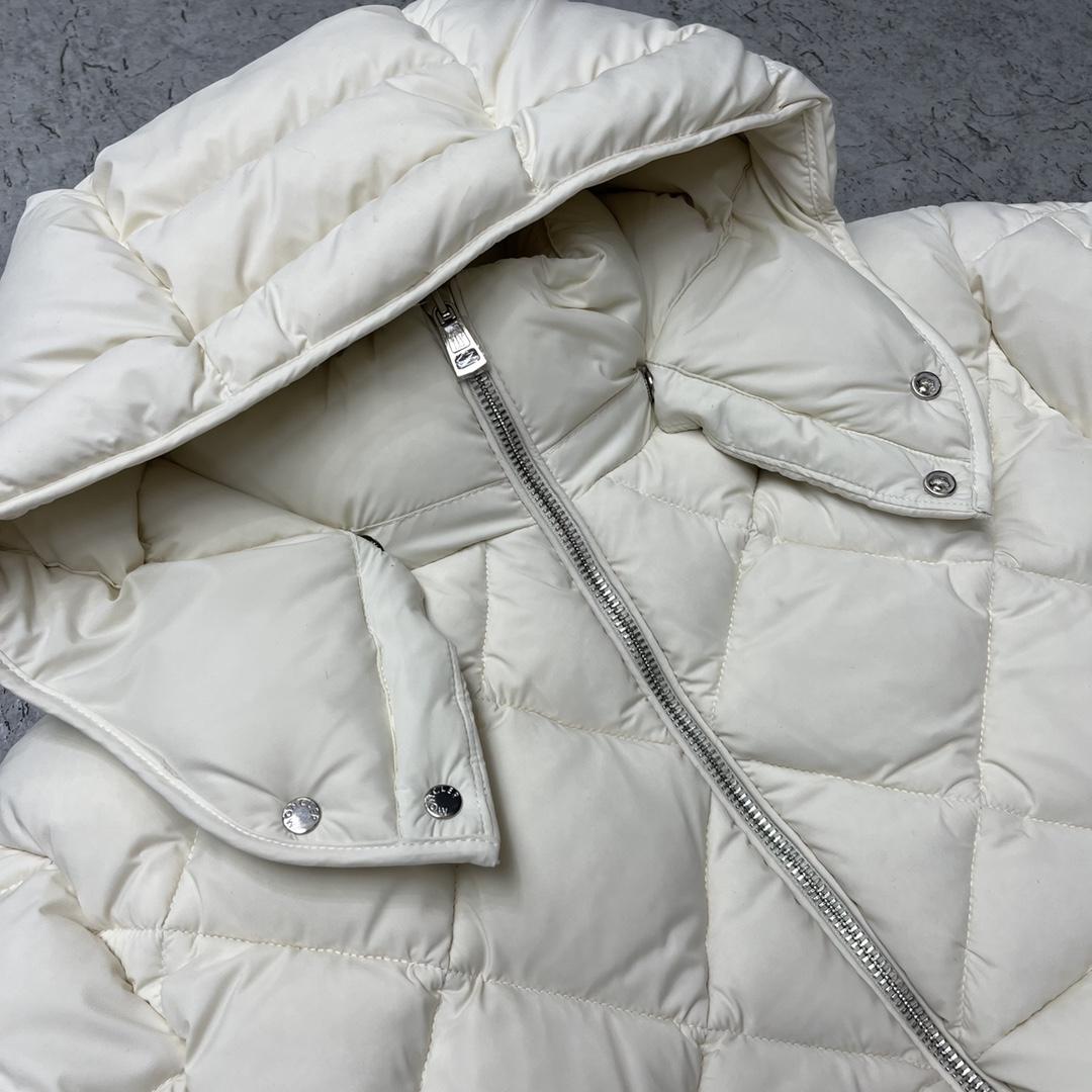 Moncler Hooded Padded Jacket - FashionPlug