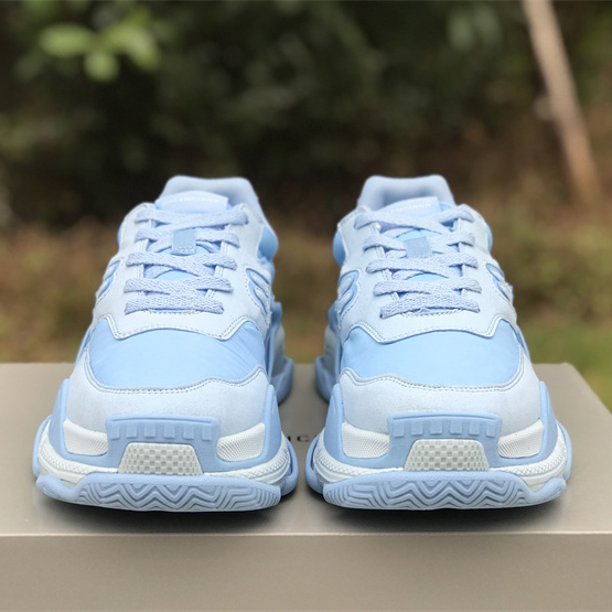 Balenciaga Sneaker  - FashionPlug