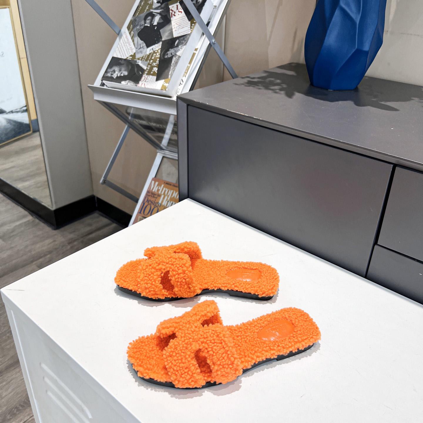 Hermes Oran Sandal - FashionPlug