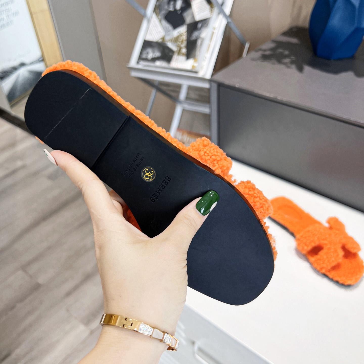 Hermes Oran Sandal - FashionPlug