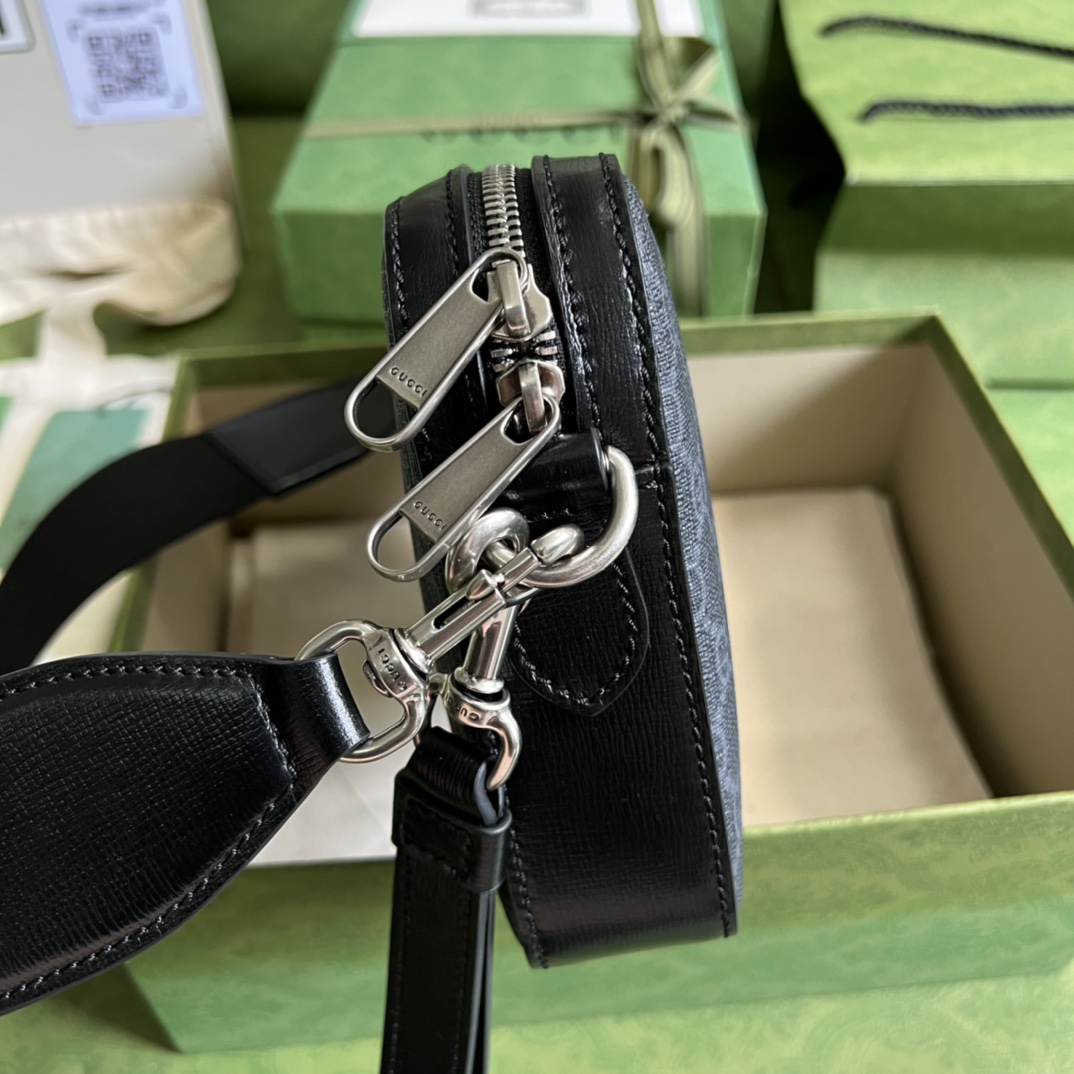 Gucci Shoulder Bag With Interlocking G(24.5-16-4.5cm)   - FashionPlug
