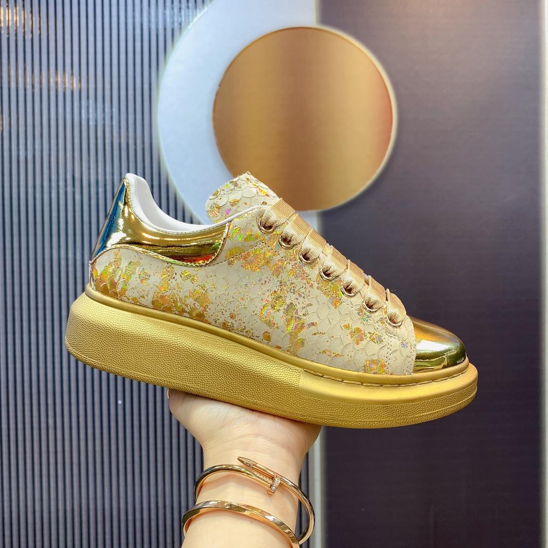 Alexander Mqueen Oversized Sneaker  - FashionPlug
