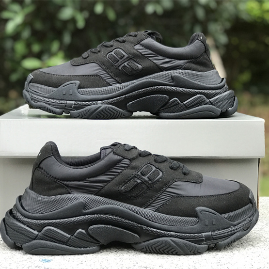Balenciaga Sneaker  - FashionPlug