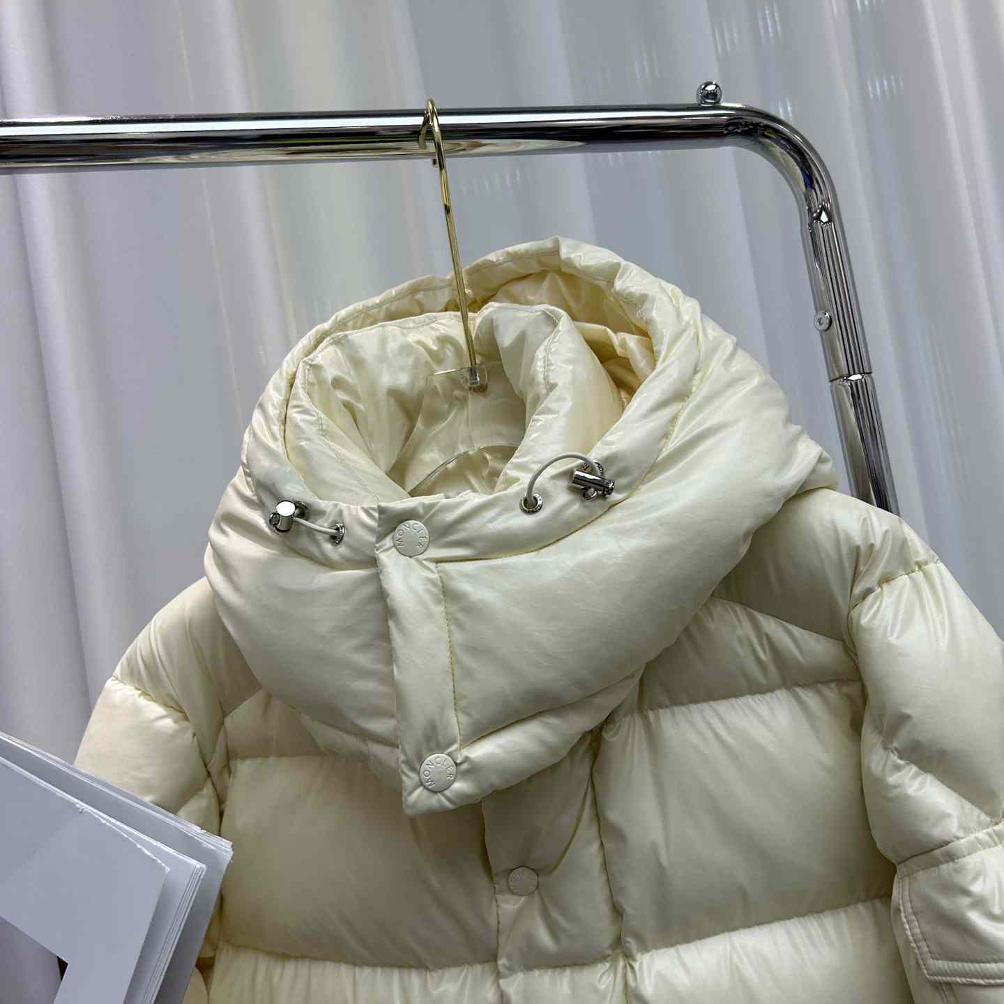 Moncler Maya 70 Short Down Jacket - FashionPlug