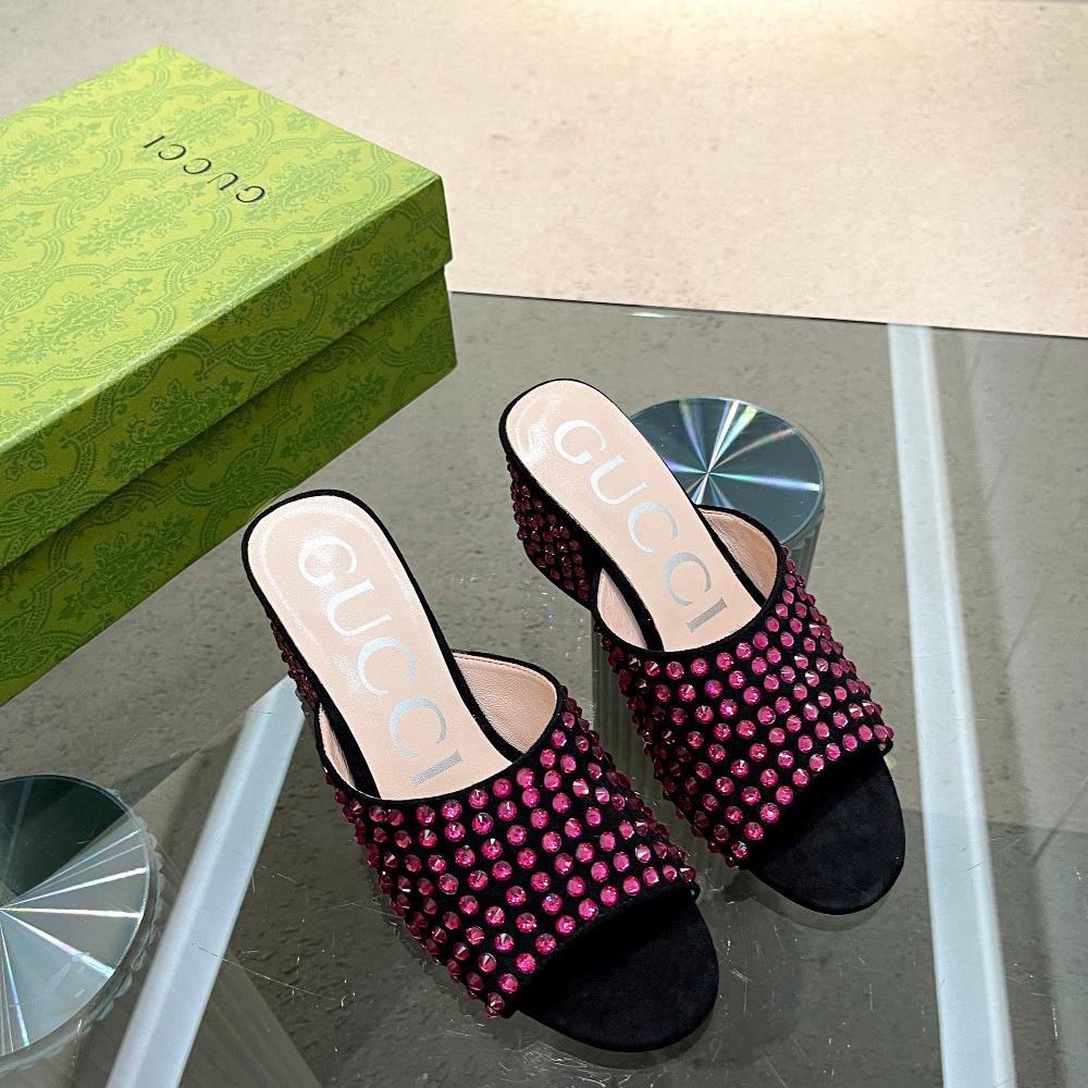Gucci Women's Slide Sandal With Crystals - FashionPlug