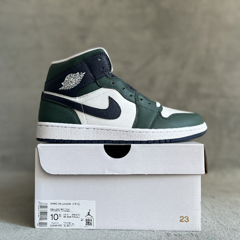 Air Jordan 1 Mid  Sneaker      DZ5326-300 - FashionPlug