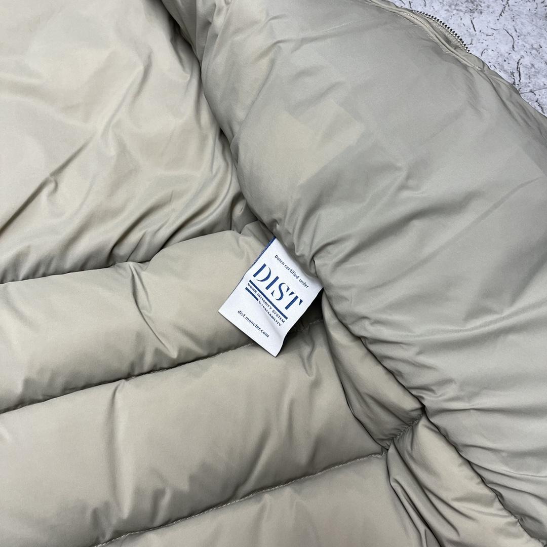 Moncler Hooded Padded Jacket - FashionPlug