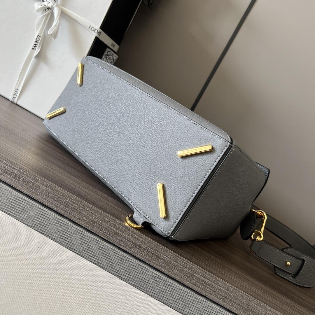 Loewe Puzzle Bag In Classic Calfskin(29-19.5-14cm) - FashionPlug