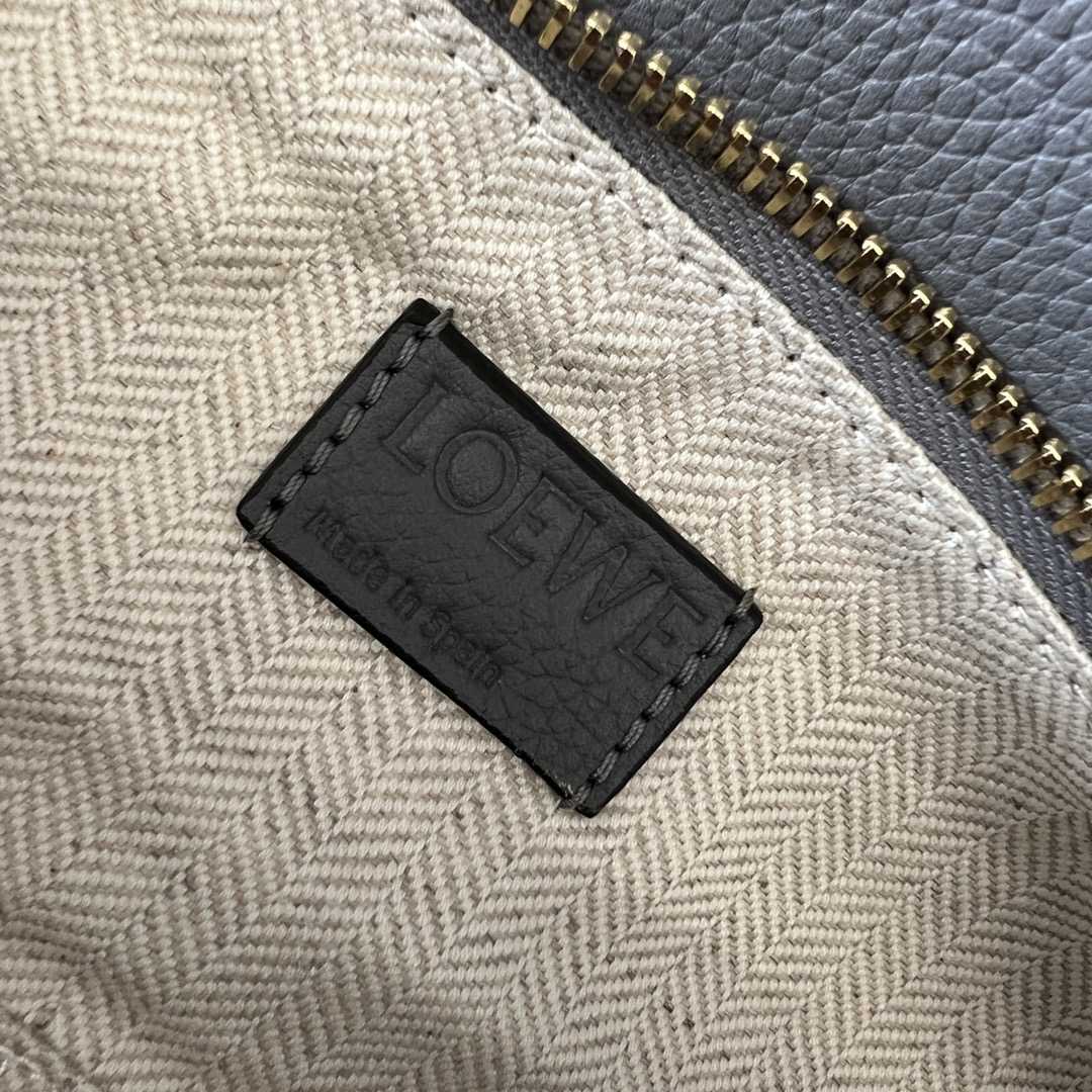 Loewe Puzzle Bag In Classic Calfskin(29-19.5-14cm) - FashionPlug