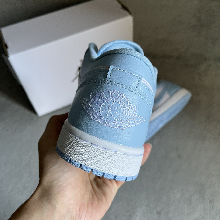Air Jordan 1 Low Sneaker    DC0774-141 - FashionPlug