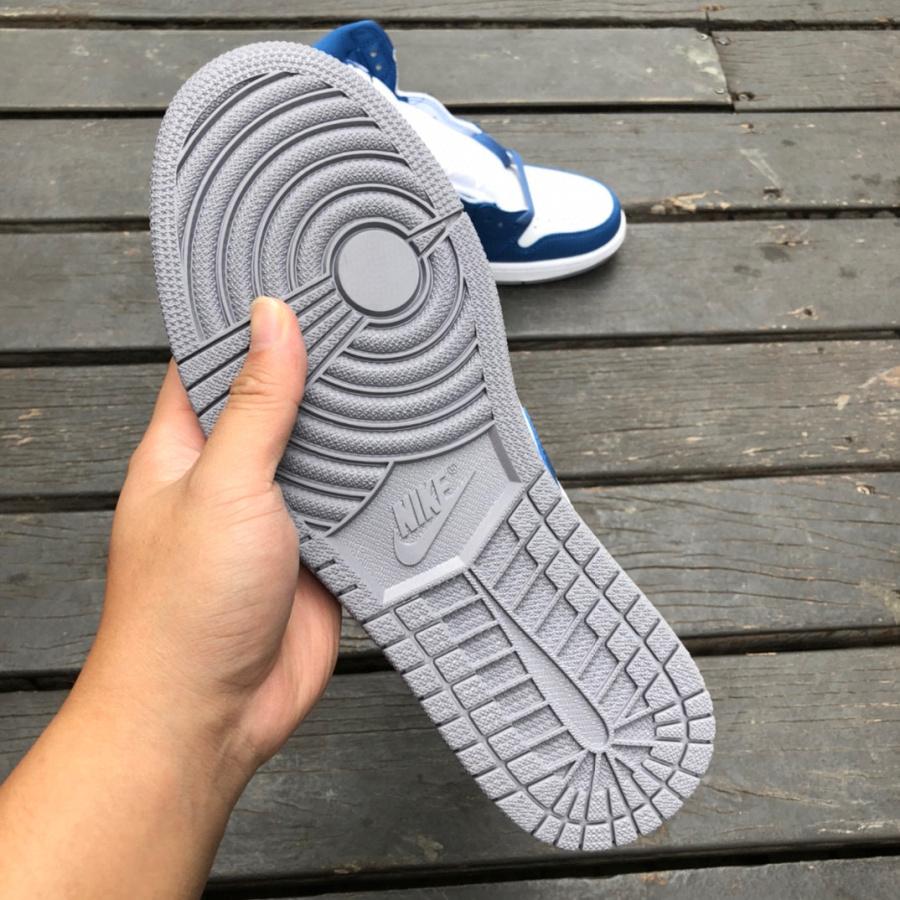 Air Jordan 1 Retro Sneaker   fd1437-410 - FashionPlug