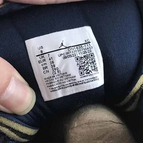 Air Jordan 1 Low Sneaker      DR8867-400 - FashionPlug