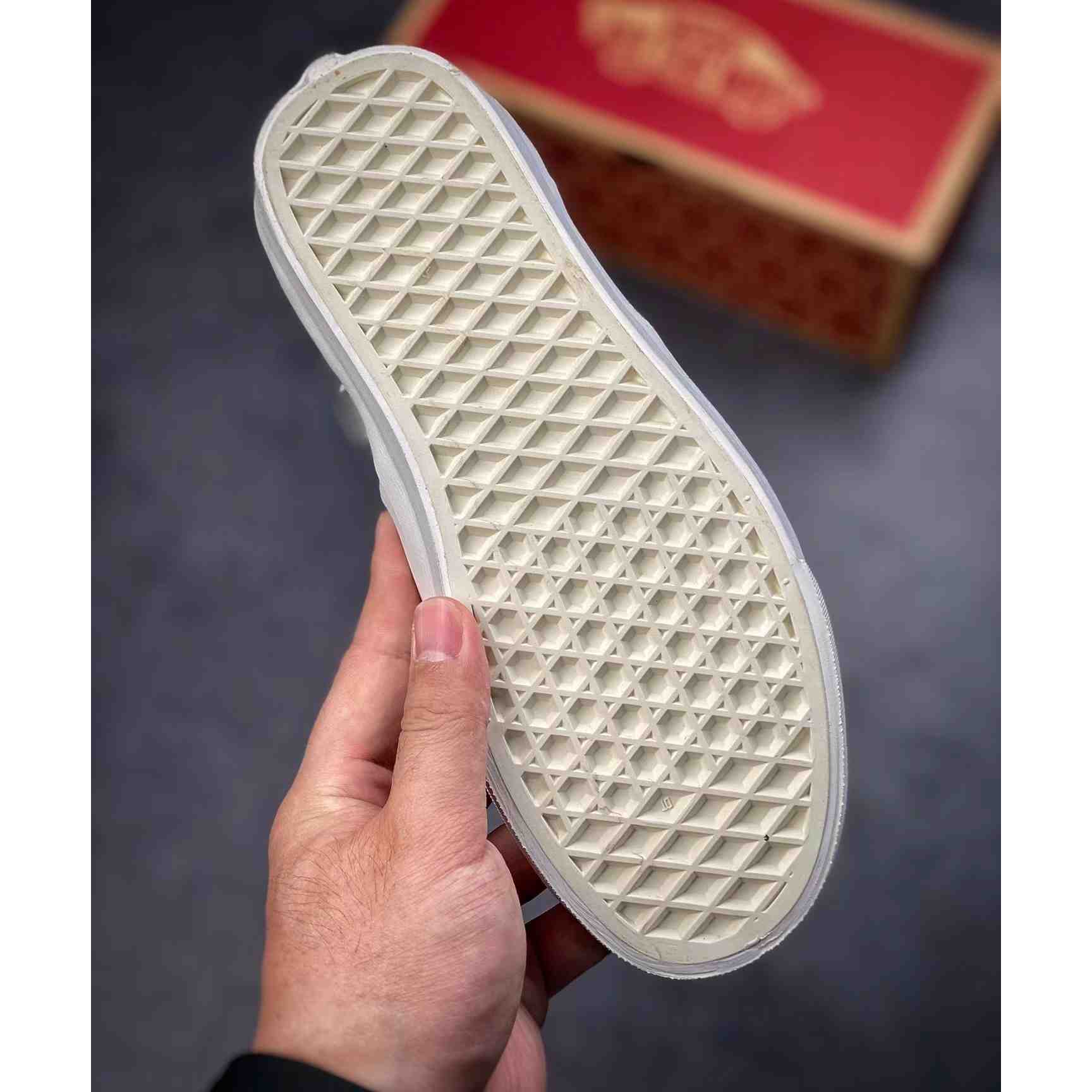 Vans  x Fear Of God Era 95 Reissue  Sneakers - FashionPlug
