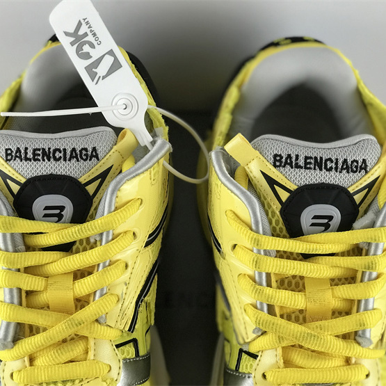 Balenciaga Runner Sneaker  - FashionPlug