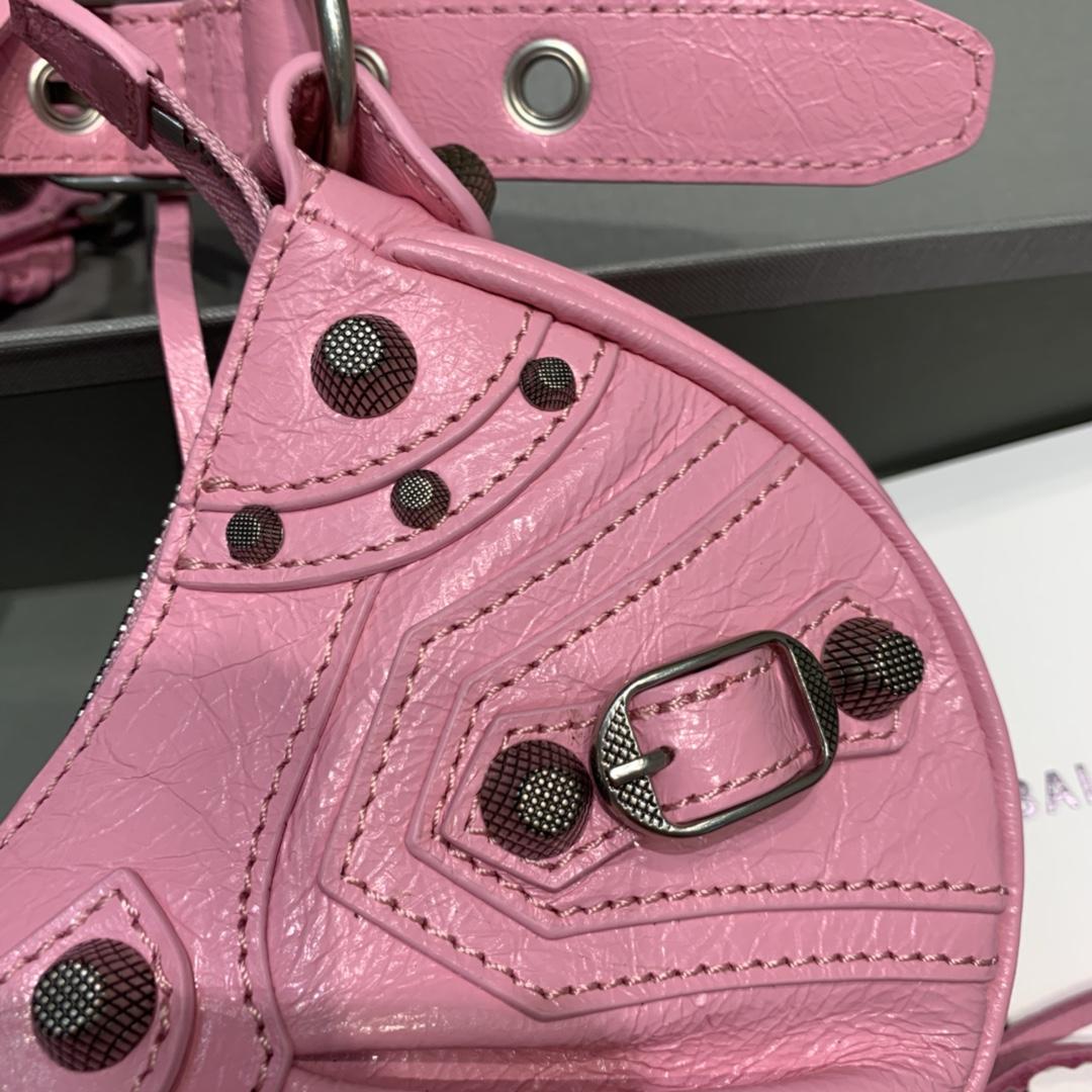 Balenciaga Women's Le Cagole XS Shoulder Bag In Pink(26-12-6cm) - FashionPlug