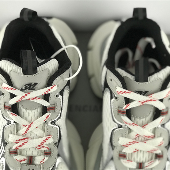 Balenciaga Runner Sneaker  - FashionPlug