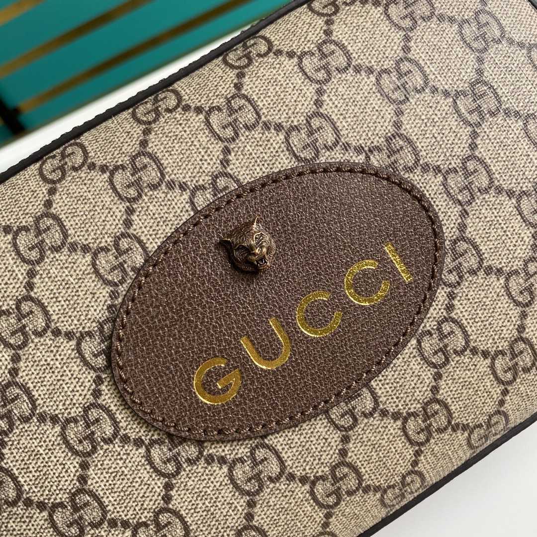 Gucci Neo Vintage GG Supreme Messenger Bag(24-15-7.6cm)   - FashionPlug