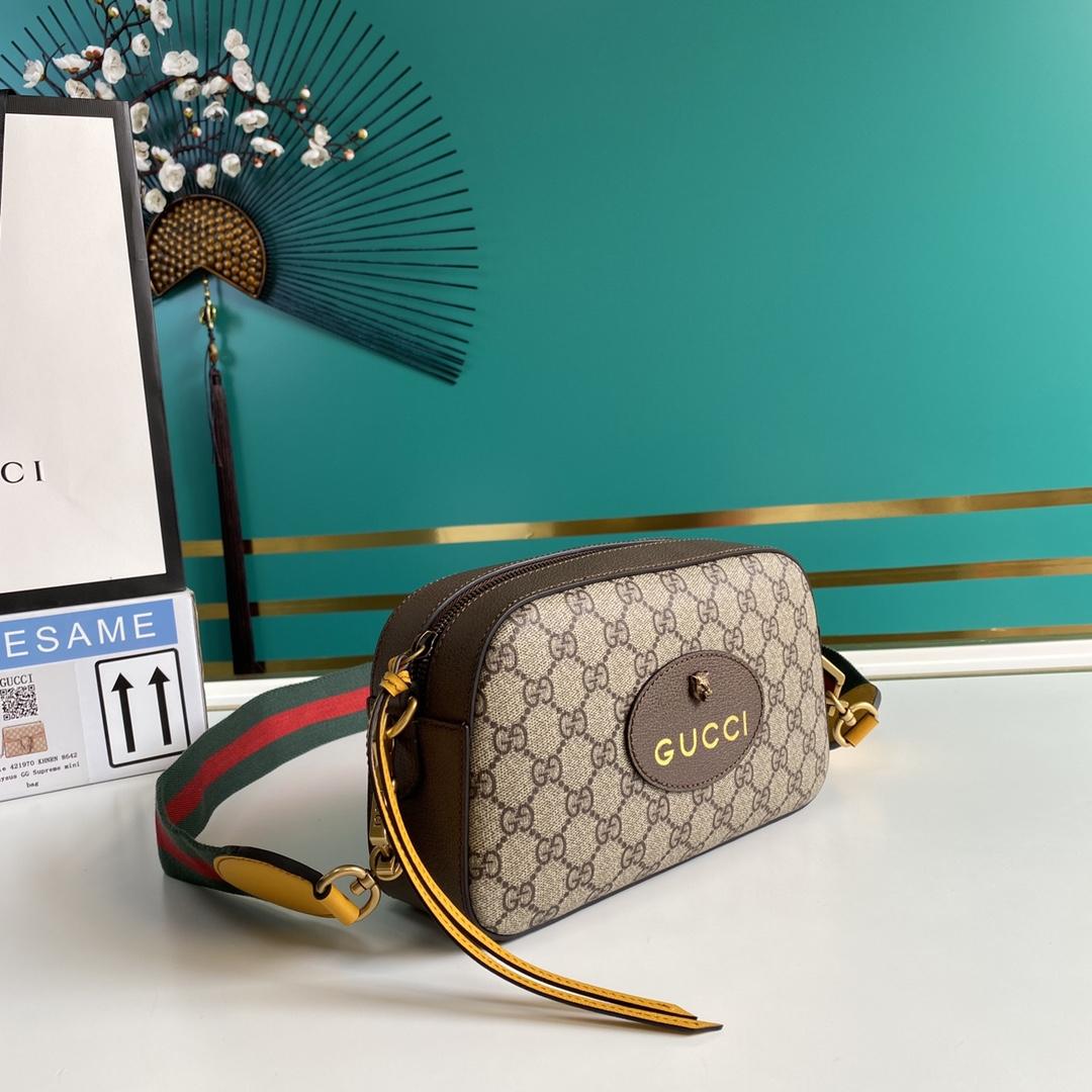 Gucci Neo Vintage GG Supreme Messenger Bag(24-15-7.6cm)   - FashionPlug