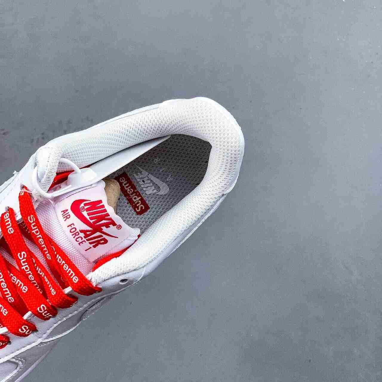 Supreme x Nike Air Force 1 Low  Sneaker    0926481X32 - FashionPlug