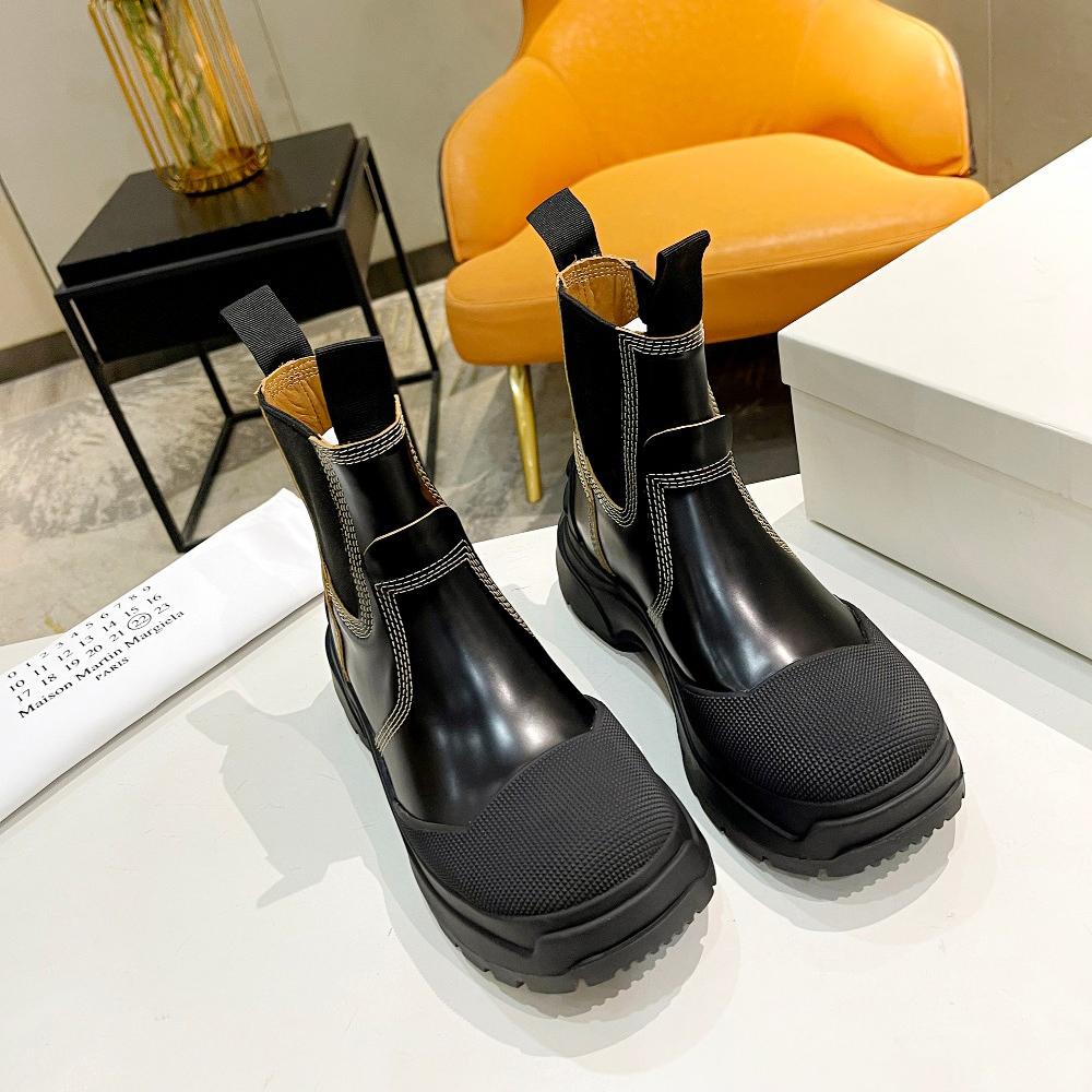 Maison Margiela Leather Chelsea Boots - FashionPlug