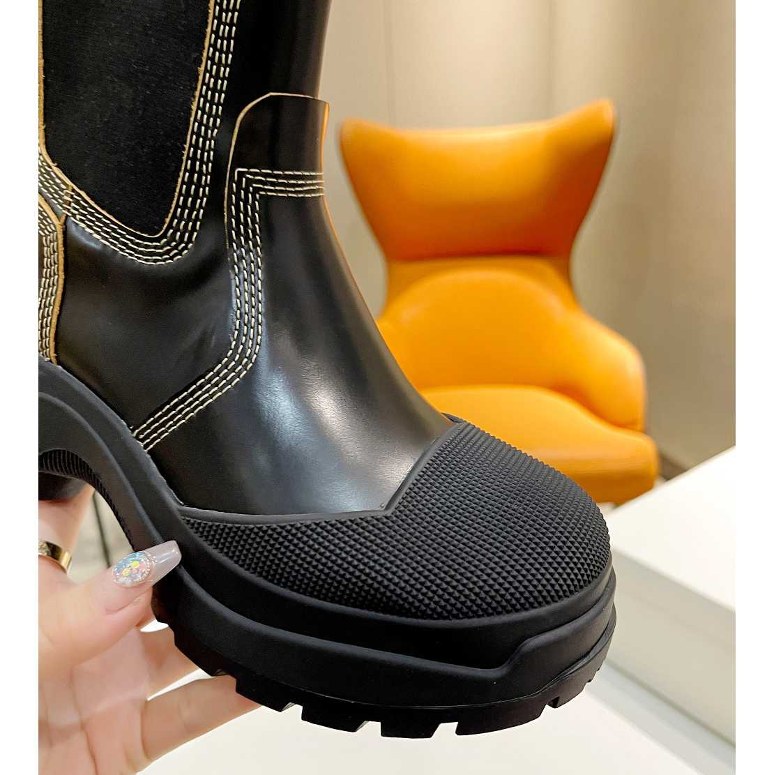 Maison Margiela Leather Chelsea Boots - FashionPlug
