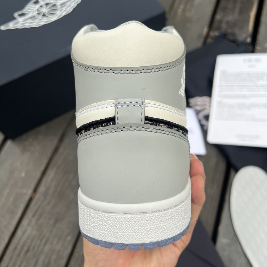 Dior x Air Jordan 1 High OG Sneaker    CN8607-002 - FashionPlug